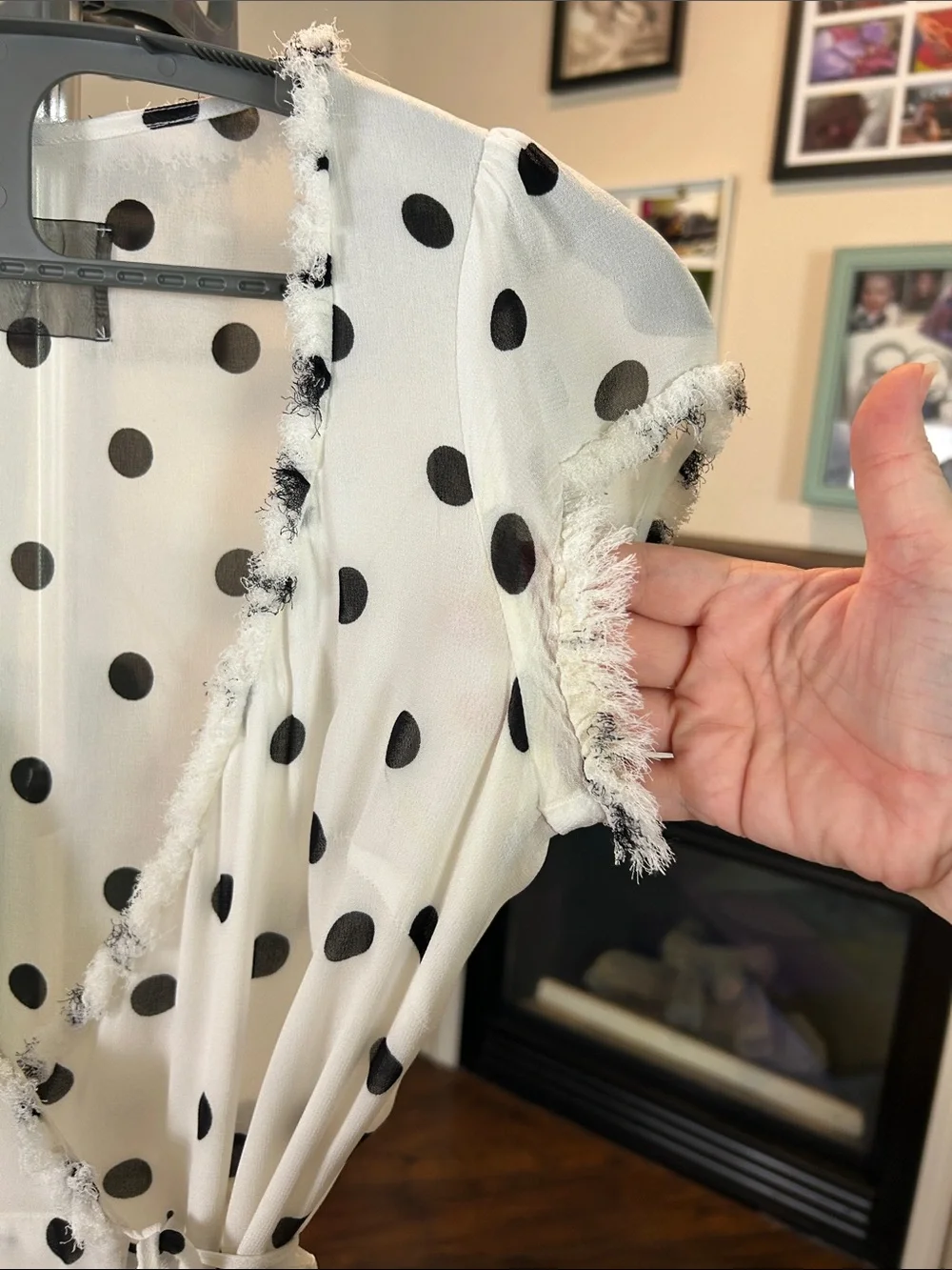 Reformation Gwenyth White | White Wrap Dress w/ Black Polka Dots Small Size 4-6 - Picture 14 of 17